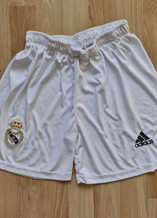 Футбольные шорты adidas