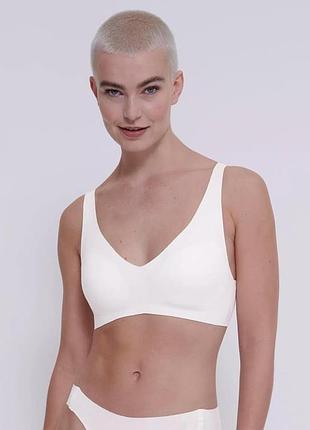 Безшовний бюстгальтер, sloggi zero feel 2.0, р.м