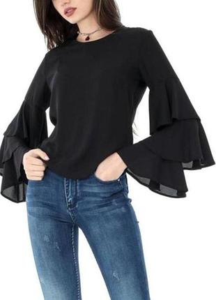Блуза черная с пышными рукавами