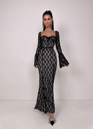 Мереживна максі сукня
