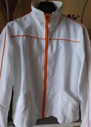 Брендовa летняя куртка ветровка