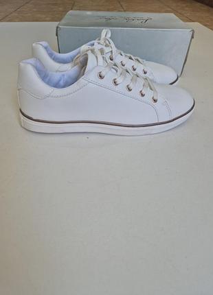 Кеды 42 р белые классика
