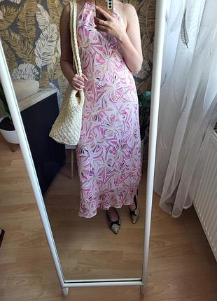 Платье нереальной красоты