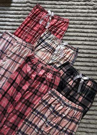 Штани домашні в клітинку