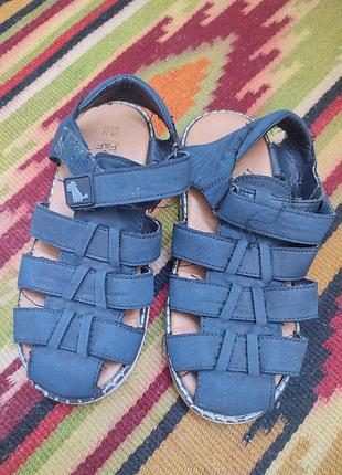 Продам сандалии, босоножки