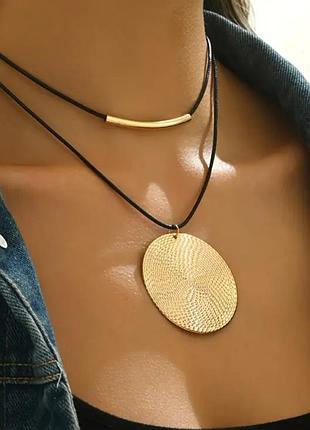 Элегантная стильная двухслойная подвеска с геометрическим кулоном