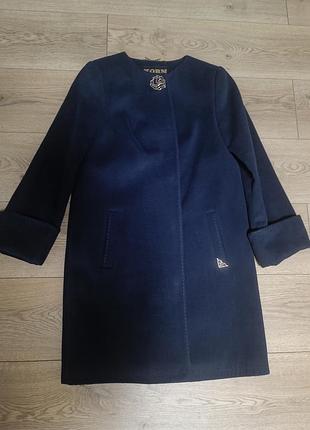 Пальто демисезонное женское на кнопках