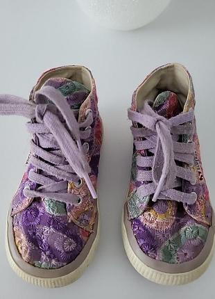 Ботиночки на девочку р.24 по стельке 13,5