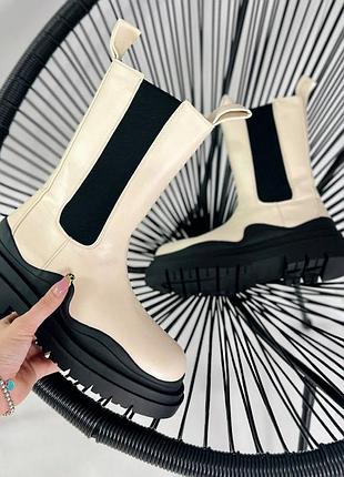 Распродажа 🏷 демисезонные молочные утепленные флисом высокие ботинки ботинки челси на тракторной подошве с замочком