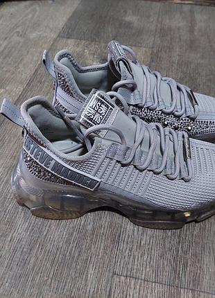Кросівки steve madden 36 р 23 см bogner