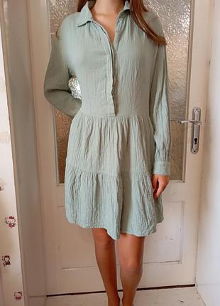 Платье салатовое из хлопковой жатки с длинным рукавом primark