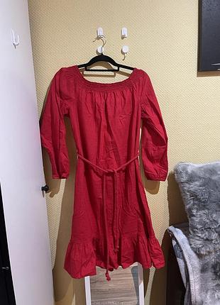 Жіноча сукня