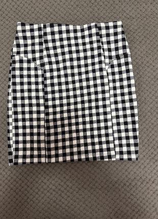 Спідниця міні у клітинку