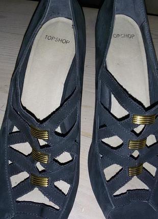 Topshop (британия)- симпатичные замшевые туфли с открытым носком размер 41 (27,2 см)
