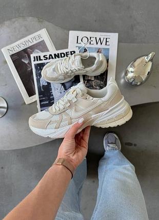 Женские кроссовки nike