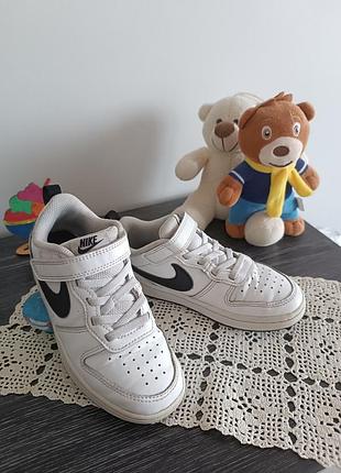 Кроссовки для мальчика nike