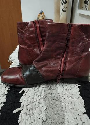 Элегантные ботинки очень приятные