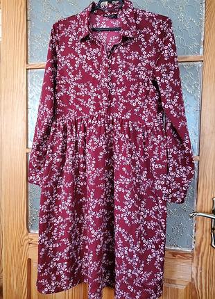 Бордовое миди платье в белые цветочки от new look на длинный рукав с пуговицами