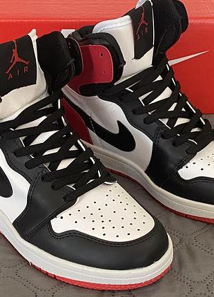 Новые кроссовки nike air jordan