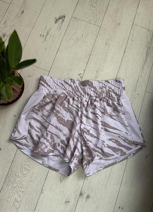 Шорти puma