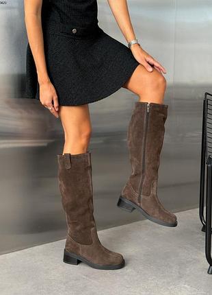 Стильные классические женские сапоги трубы – стиль, который никогда не выходит из моды💛💙