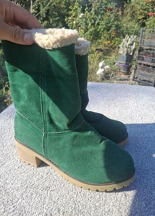 Зимние женские замшевые сапожки