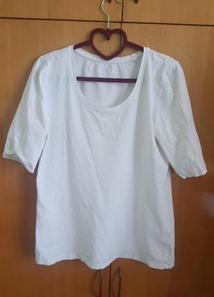 Футболка брендова