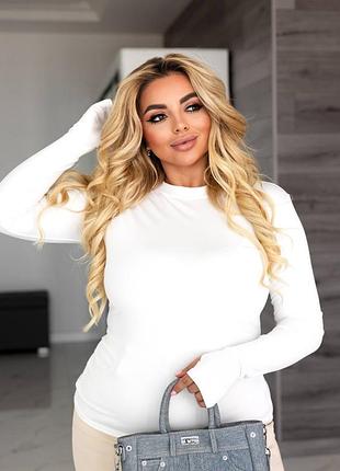 Женский базовый лонгслив белого цвета