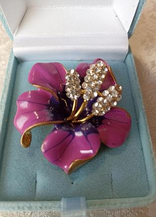 Брошь винтаж времён ссср,цветок.