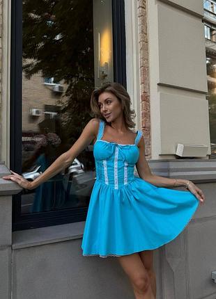 Неймовірна котонова сукня з мереживом