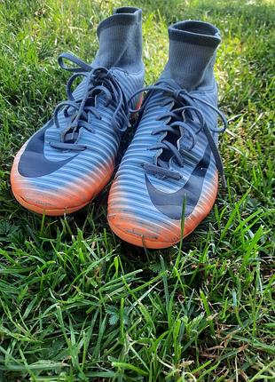 Копачки фирмы nike