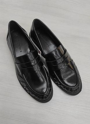 Туфли лоферы