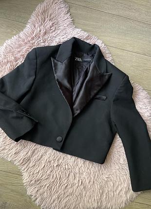 Жіночий піджак блейзер