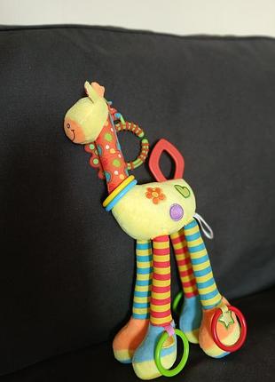 Текстильные развивающие игрушки baby team приятны на ощупь.