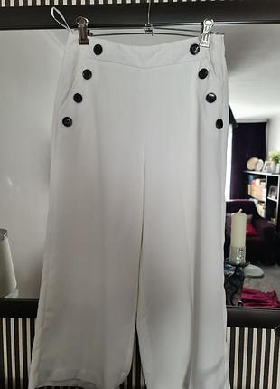 Брюки женские кюлоты.