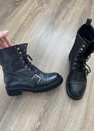 Черевики демісезон estro 39 р