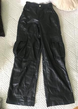 Штани bershka шкіряні карго еко шкіра утеплені