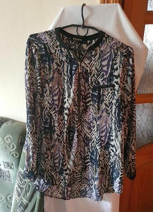 Блуза шифоновая женская, длинный рукав,отделанная черной бейкой,замочек до груди,78см длина(зад  длиннее),40 плечи,52в груди, практичная, красивая