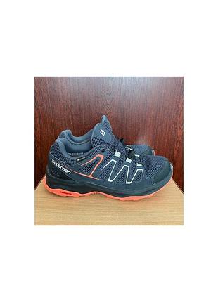 Женские кроссовки salomon custer gore tex