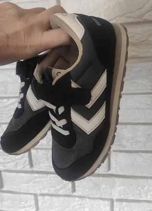 Кроссовки hummel 19 стелька