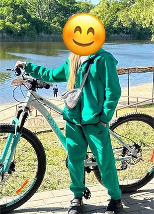 Костюм спортивний фірми nike