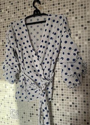 Блуза в горошок