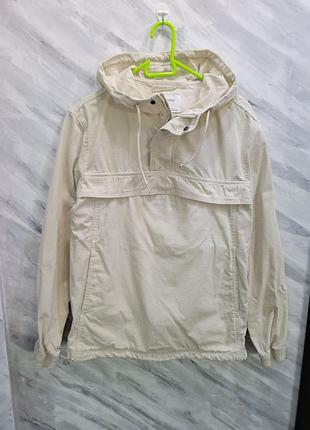 Женская куртка анорак с капюшоном