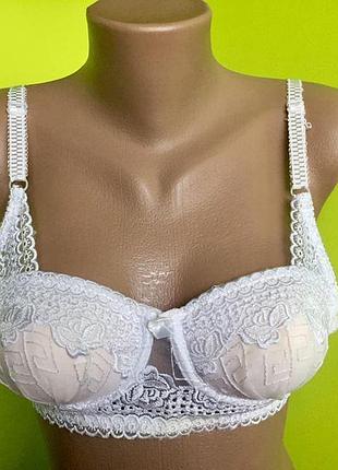 Белый кружевной бюстгальтер 34/75