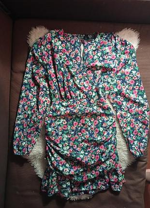 Платье в принт, платье в цветы