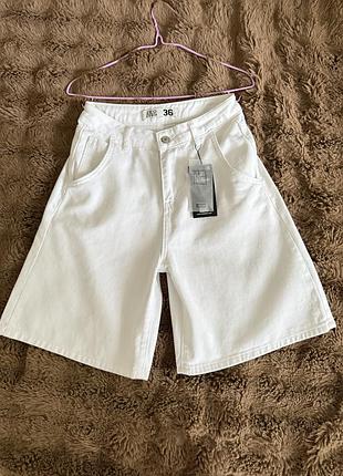 Шорти бермуди