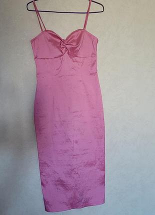 Сукня-міді рожевого кольору
