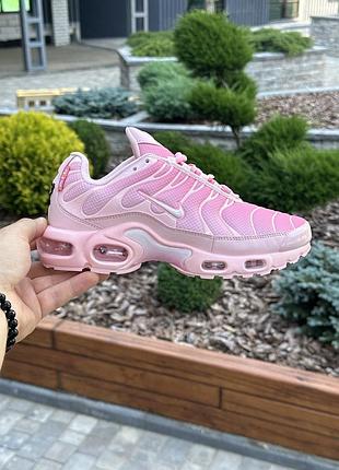 Женские кроссовки nike