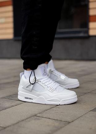 Чоловічі кросівки якісний зручний щільний матеріал стильно сидять на нозі не жмуть повсякденні