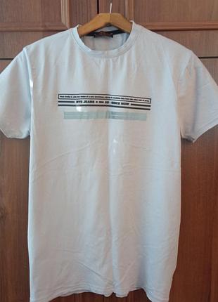 Футболка чоловіча